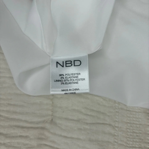 NBD x Revolve White Lace Sheath Dress Size Small NWT Plunge Bridal, Bachelorette - Picture 13 of 15